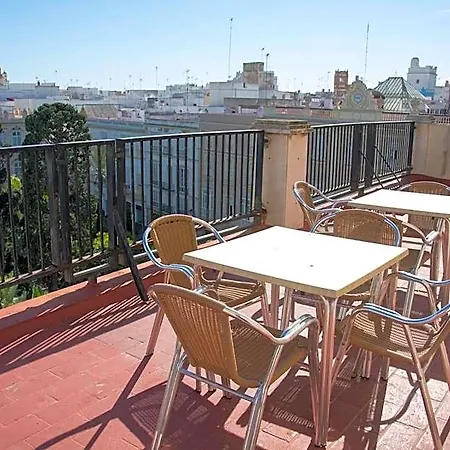Residencia Universitaria Centro Apartment *